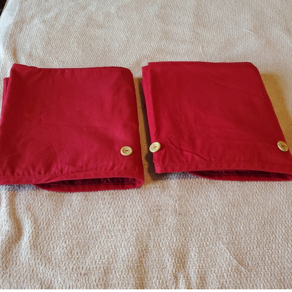 Brentwood Originals Apple Red Button curtains Set 2 Twill Cotton Blendโ 41x82